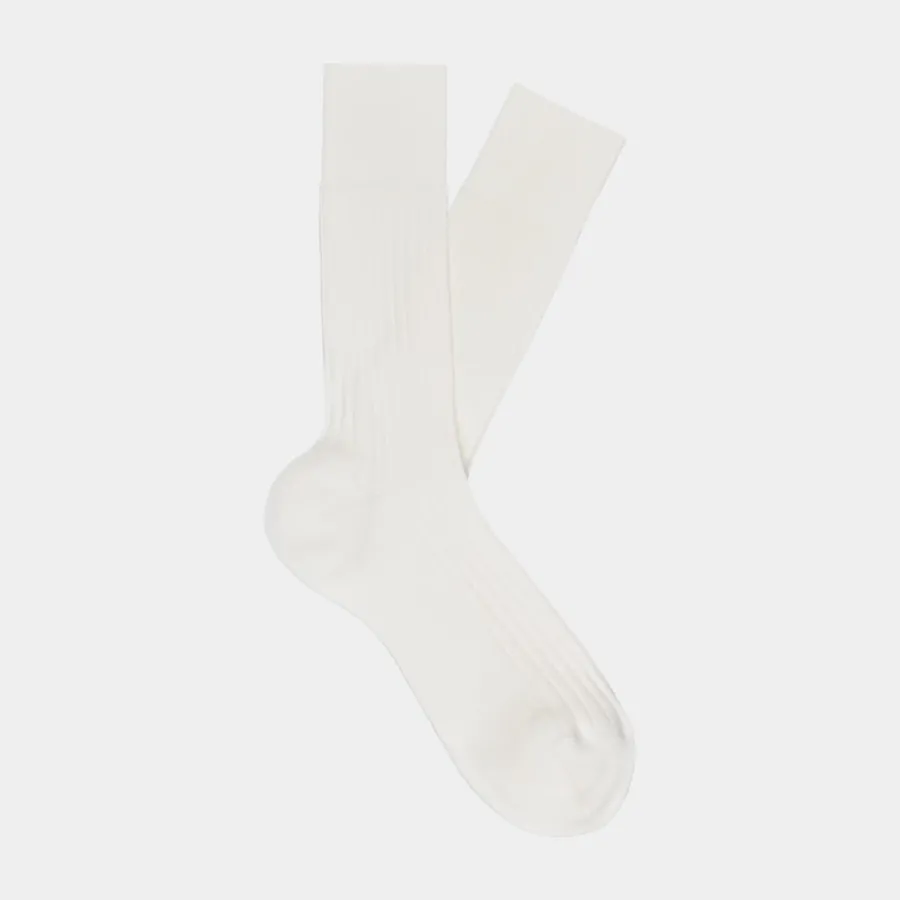 Suitsupply Chaussettes classiques côtelées blanc cassé Off-White Shop